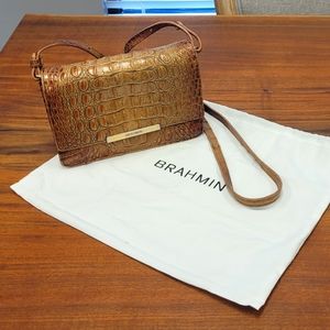 Brahman, Crossbody Purse Chestnut Brown
